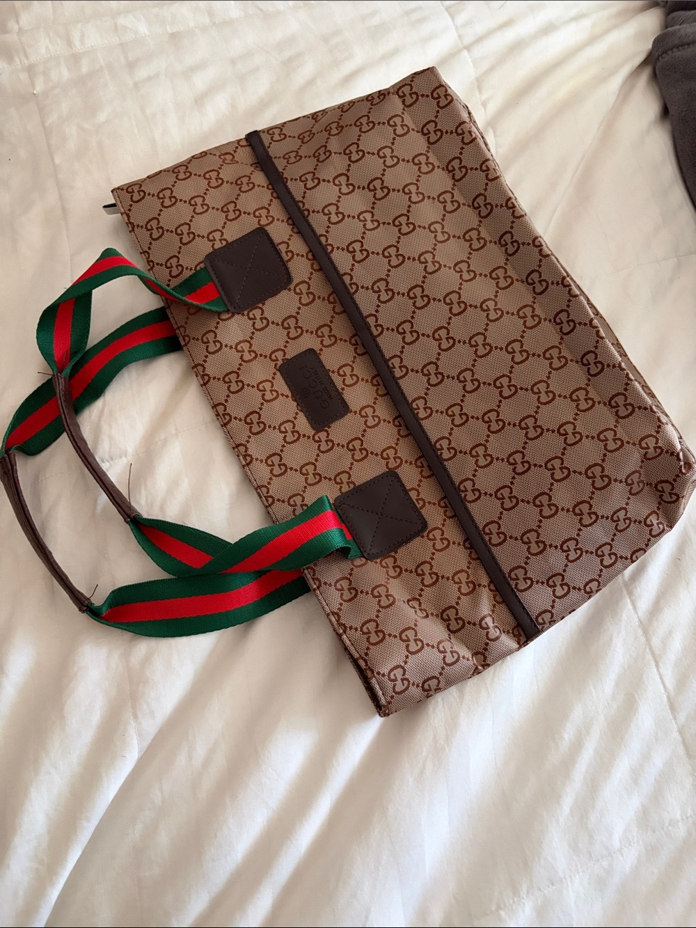 Gucci - cute 🥰 but not authentic -Brown/Beige GG Canvas Messenger with Green-Red